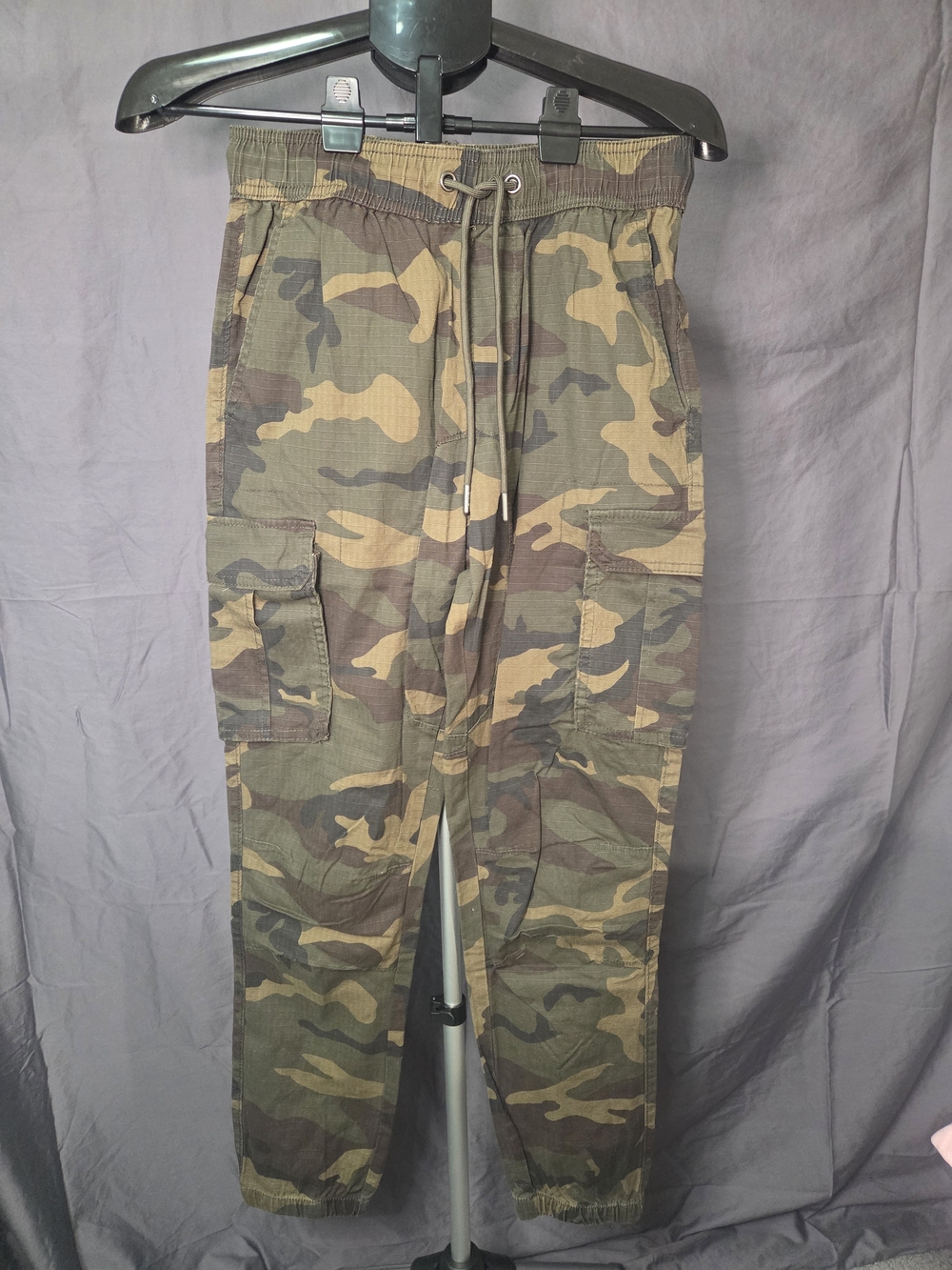 CSG Unisex Camouflage Cargo Pants with Drawstring Waist - Green Camo